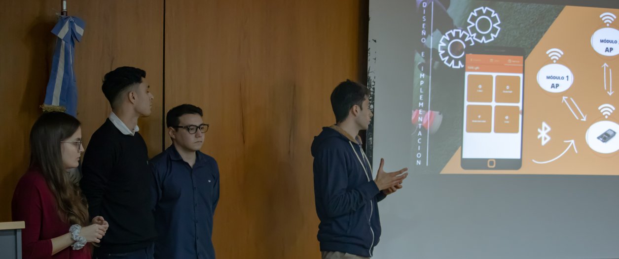Presentación Trabajos Integradores de la cátedra de Ingeniería en Rehabilitación 2023