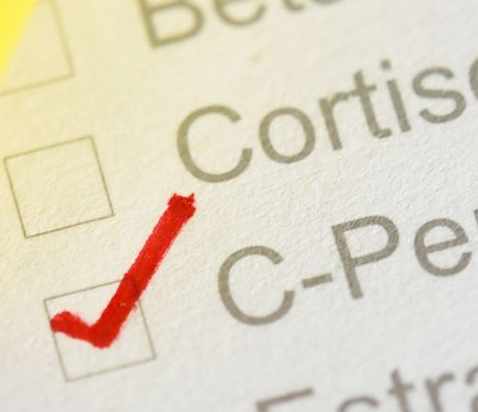 Producción y caracterización de péptidos a partir de sueros lácteos con potencial actividad antimicrobiana.jpg