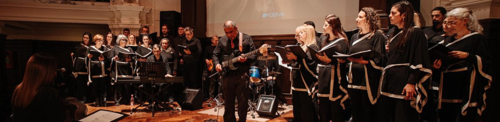 Coro FCEFyN 60 Años