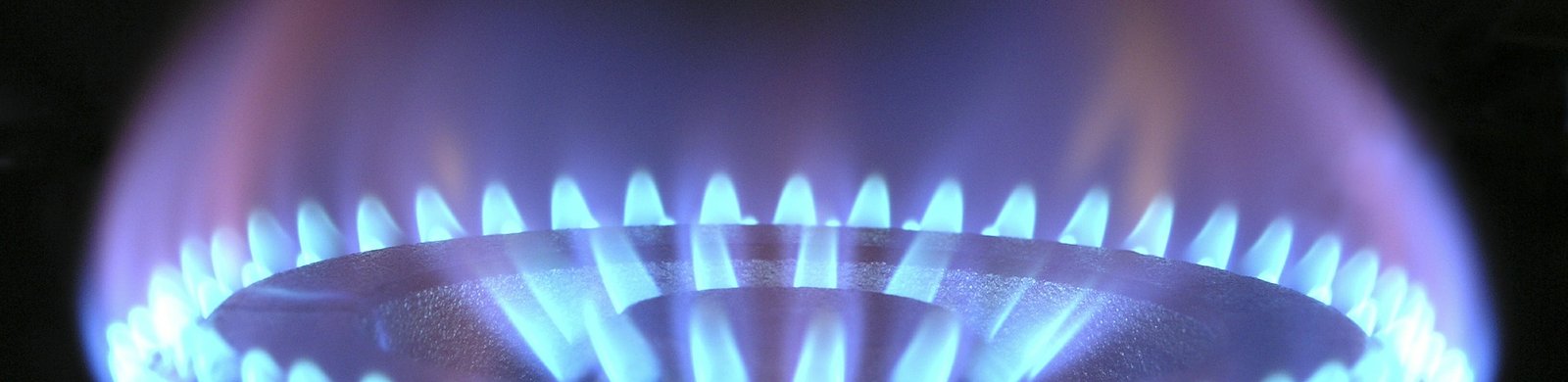 Gas